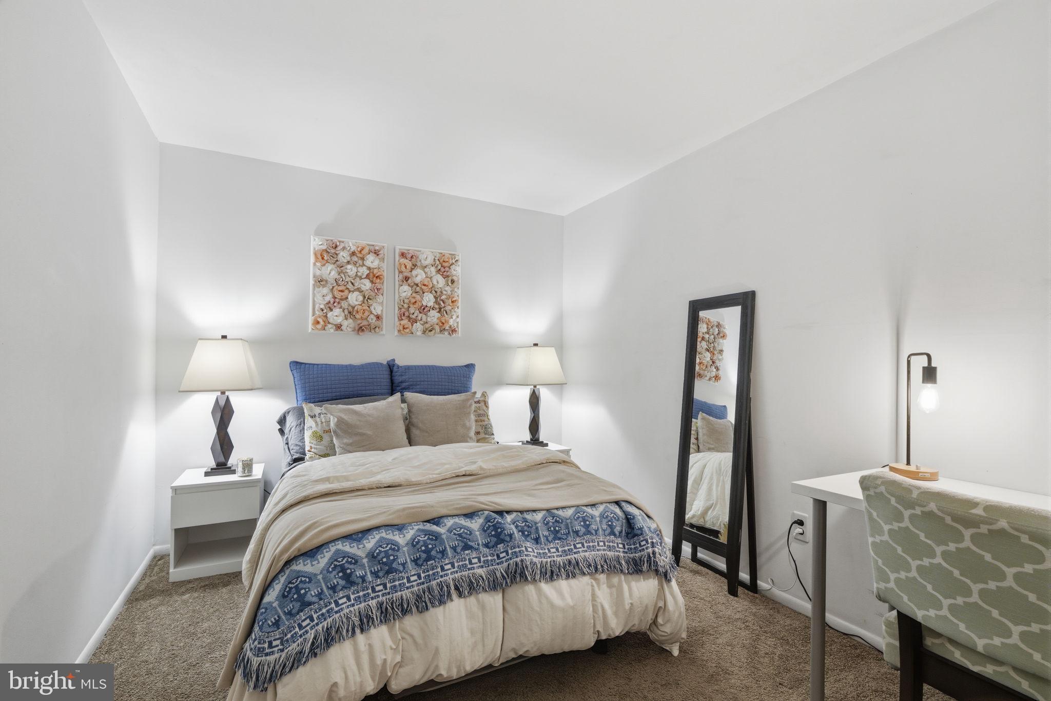 ACORN HILL - Residential