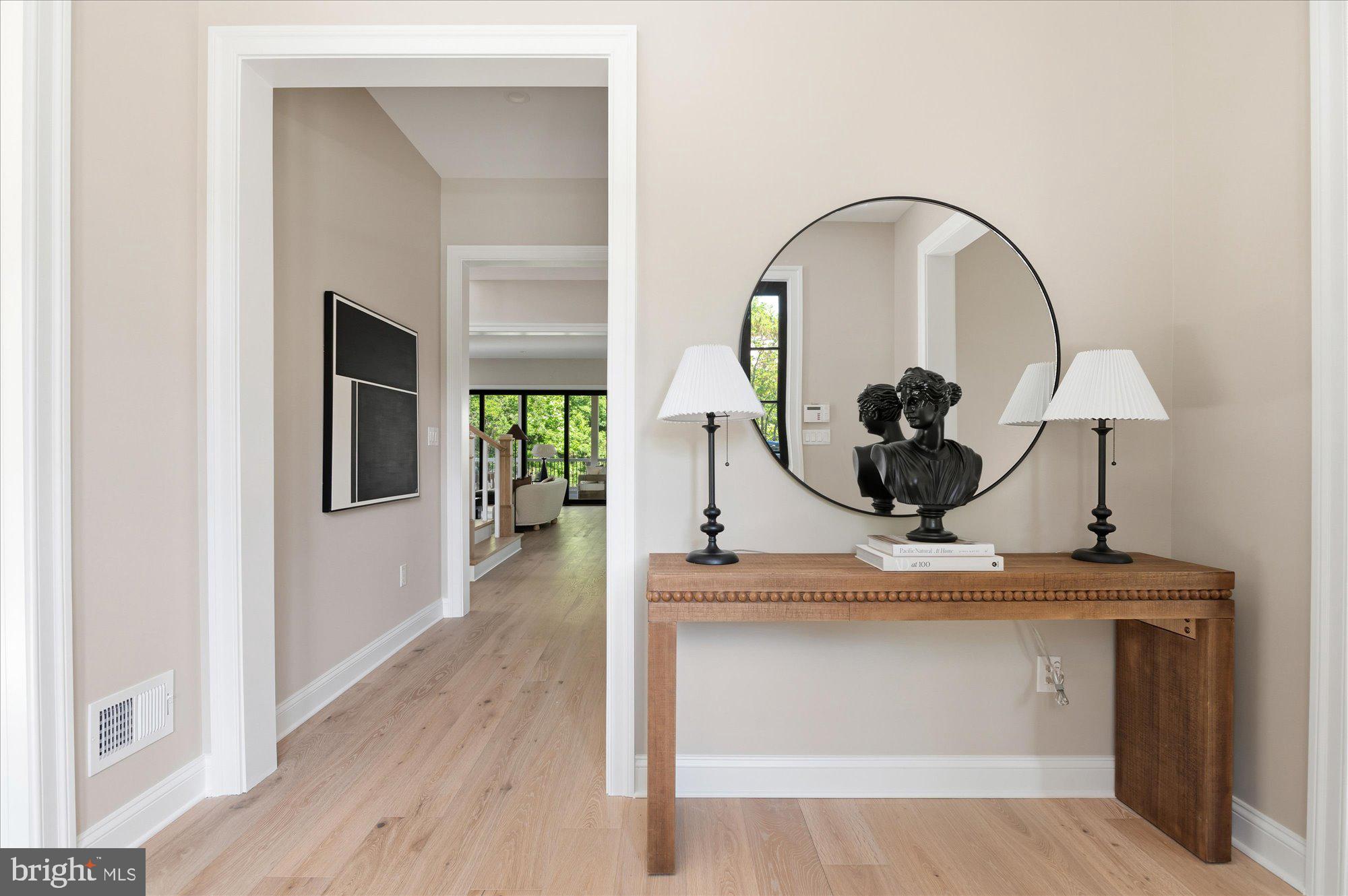 FOREST HILLS - Residential