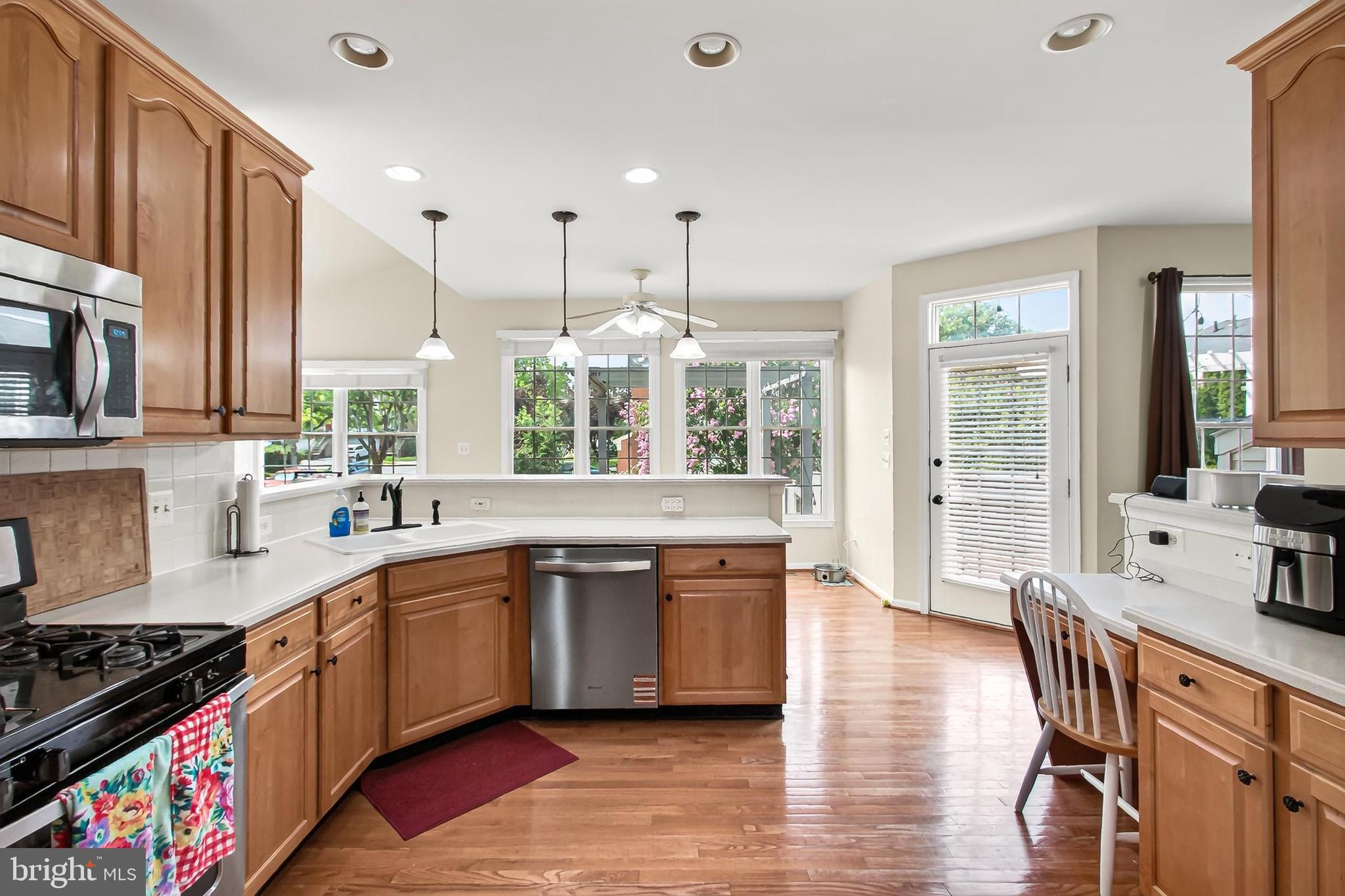 SOUTH RIDING - Residential