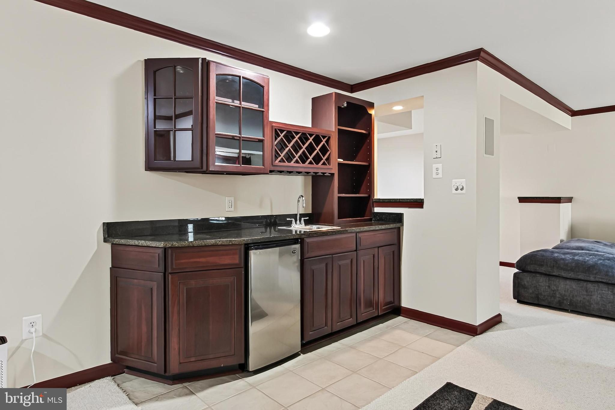 SOUTH RIDING - Residential