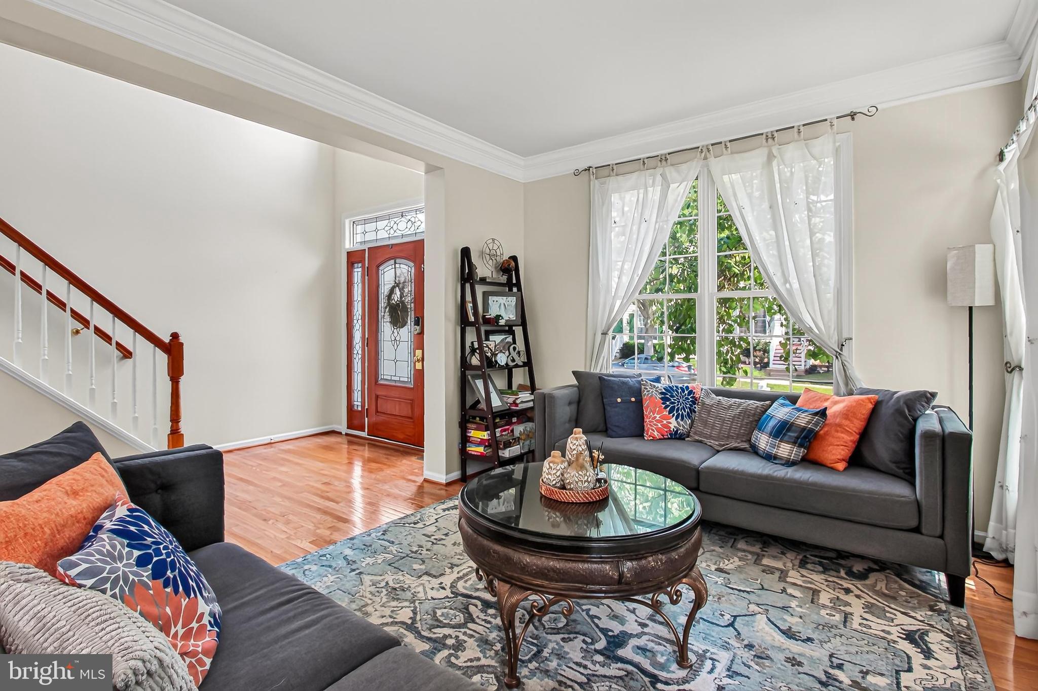 SOUTH RIDING - Residential