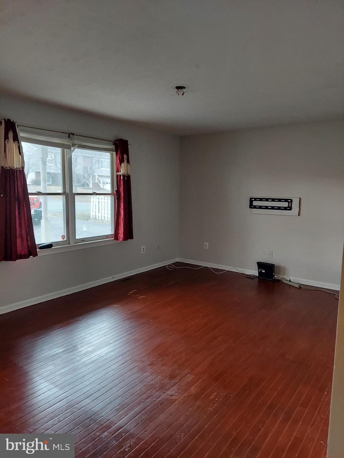 SHENANDOAH HILLS - Residential Lease