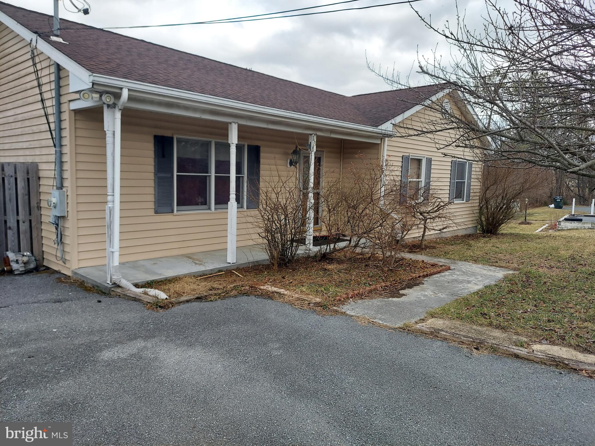 SHENANDOAH HILLS - Residential Lease