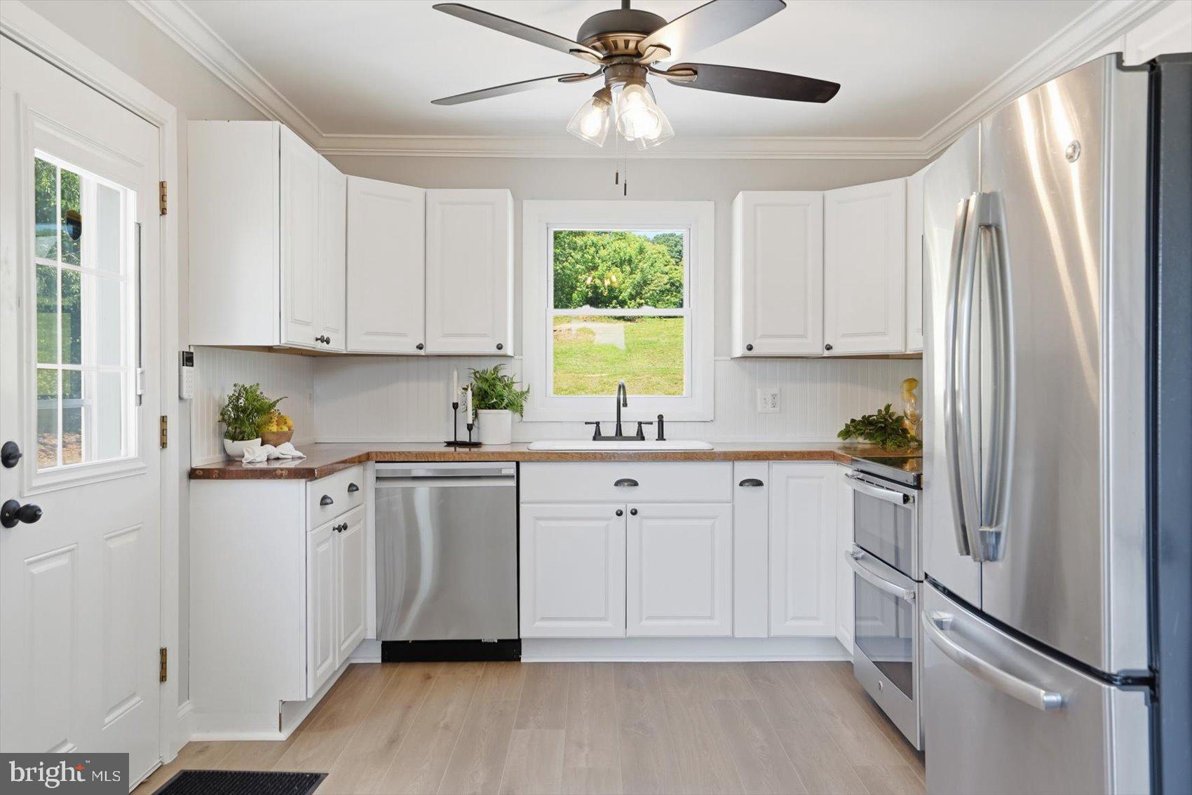 RANDYS DELIGHT - Residential