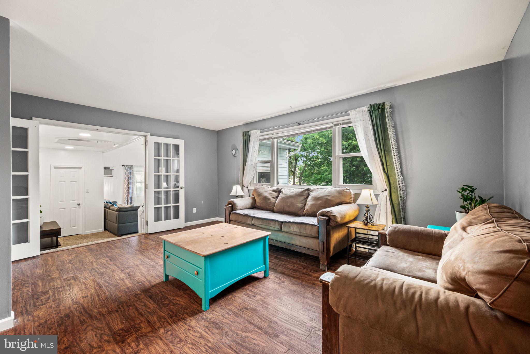 AMITY GARDENS - Residential