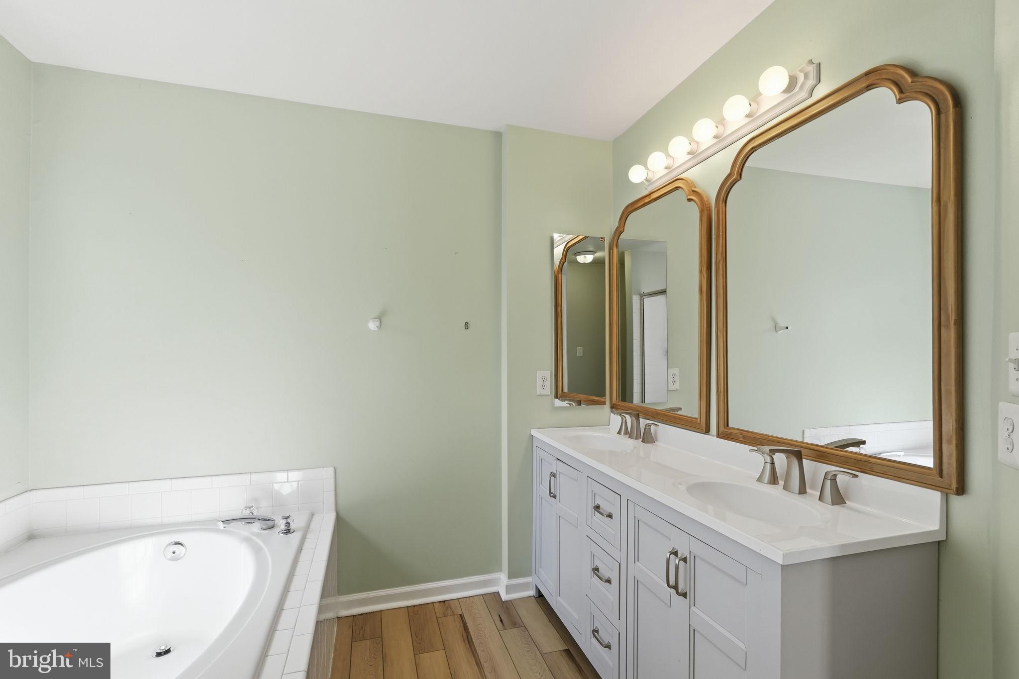GREENHILL CROSSING - Residential
