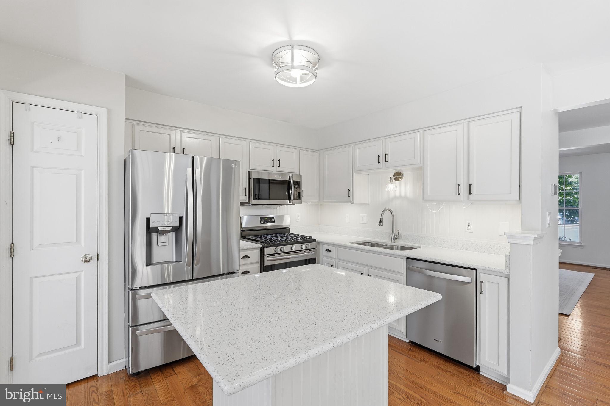 GREENHILL CROSSING - Residential