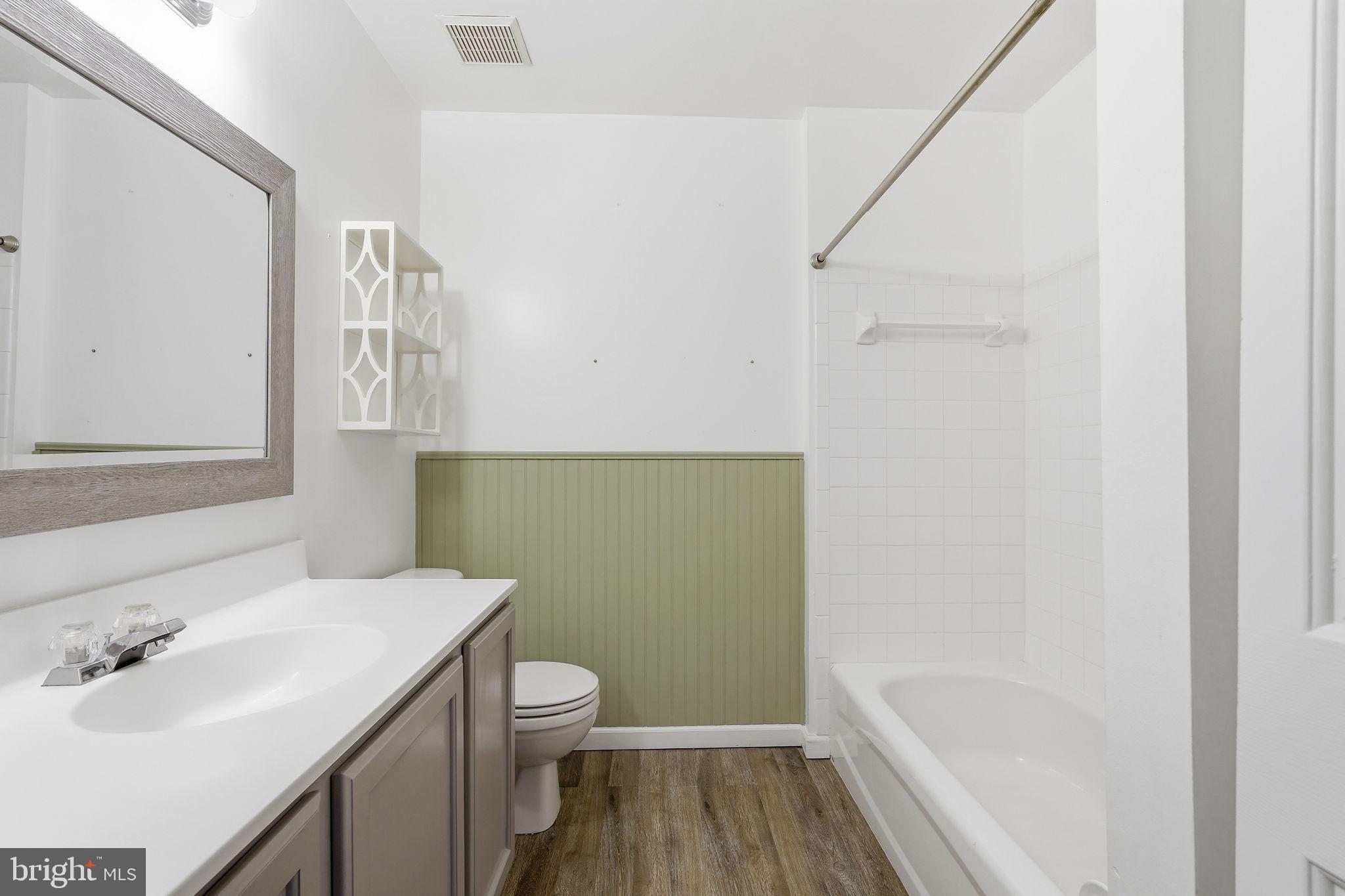 GREENHILL CROSSING - Residential