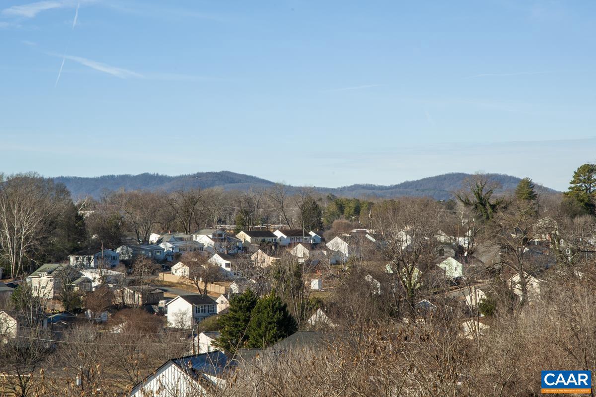 MONTICELLO OVERLOOK CONDOMINIUMS - Residential