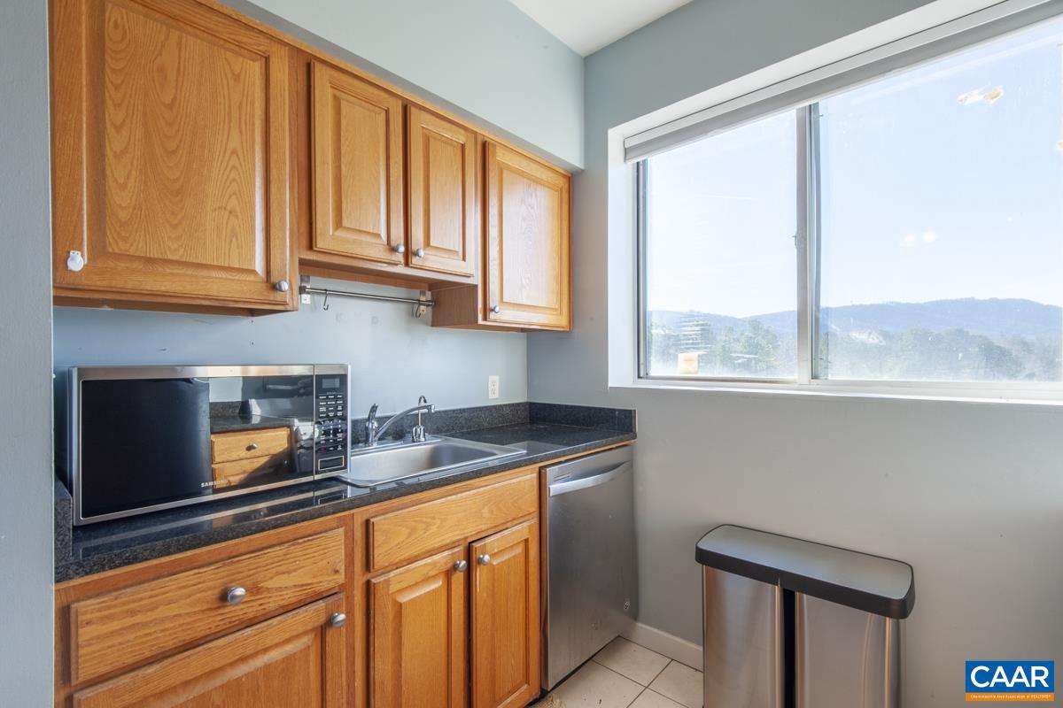 MONTICELLO OVERLOOK CONDOMINIUMS - Residential