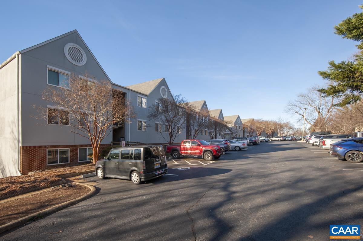 MONTICELLO OVERLOOK CONDOMINIUMS - Residential