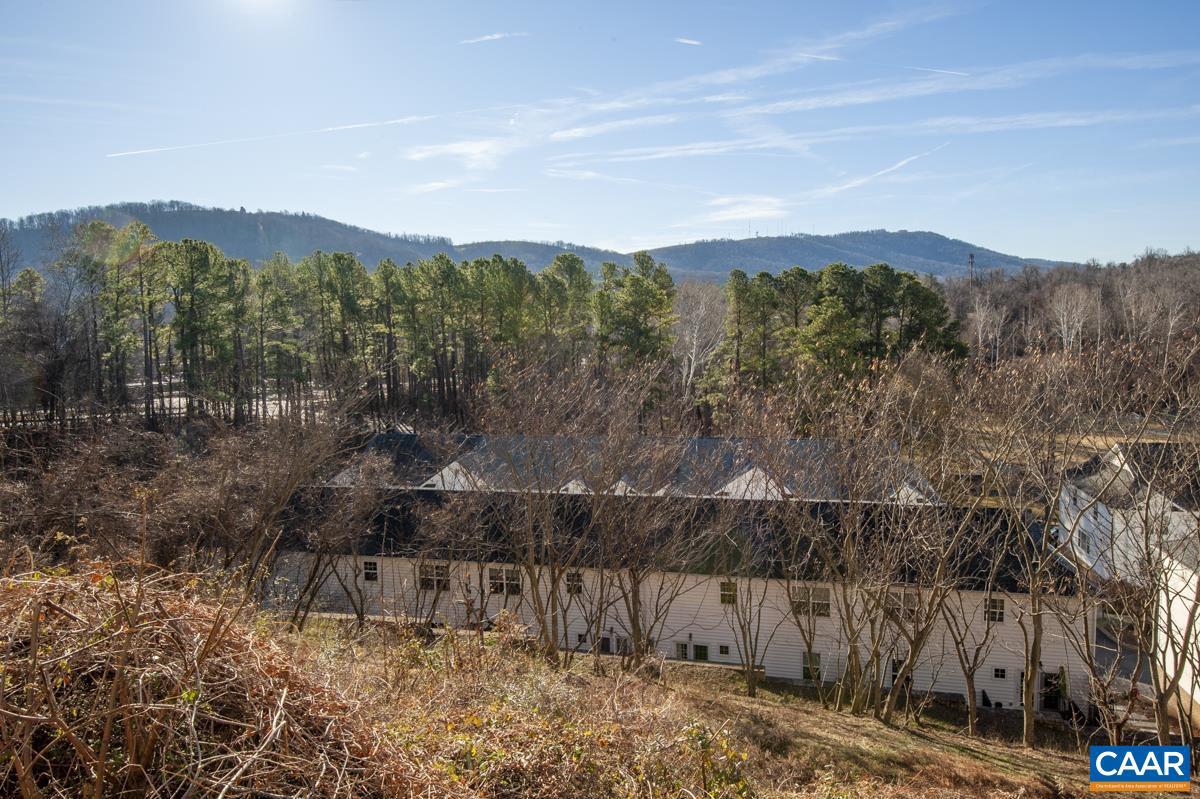 MONTICELLO OVERLOOK CONDOMINIUMS - Residential