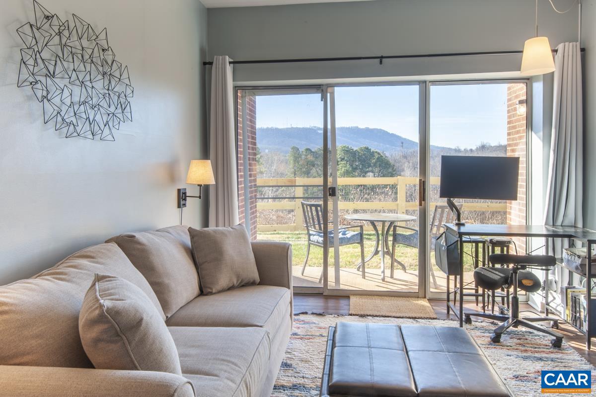 MONTICELLO OVERLOOK CONDOMINIUMS - Residential