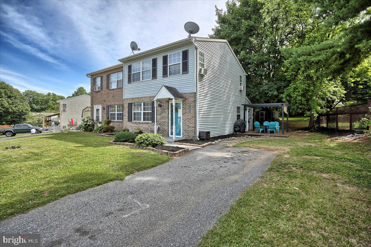 GEORGETOWN HILLS - Residential