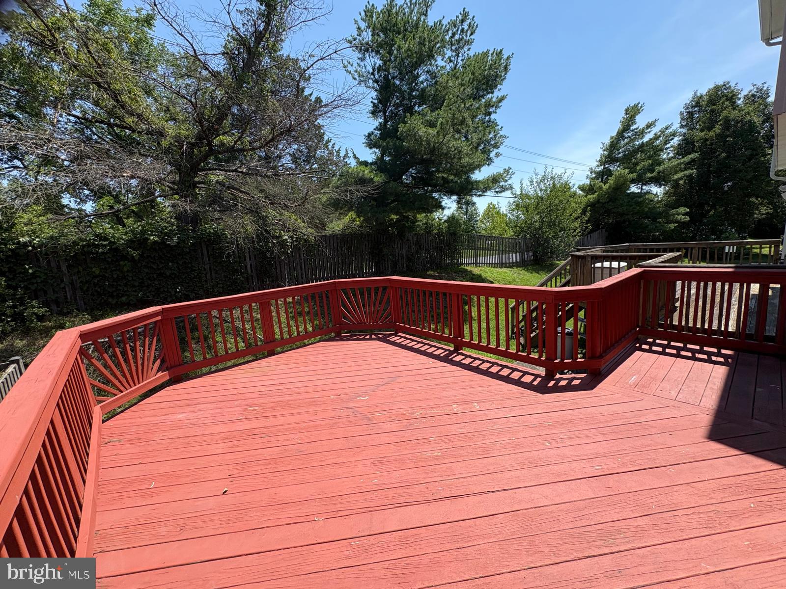 LAKEWOOD ESTATES - Residential