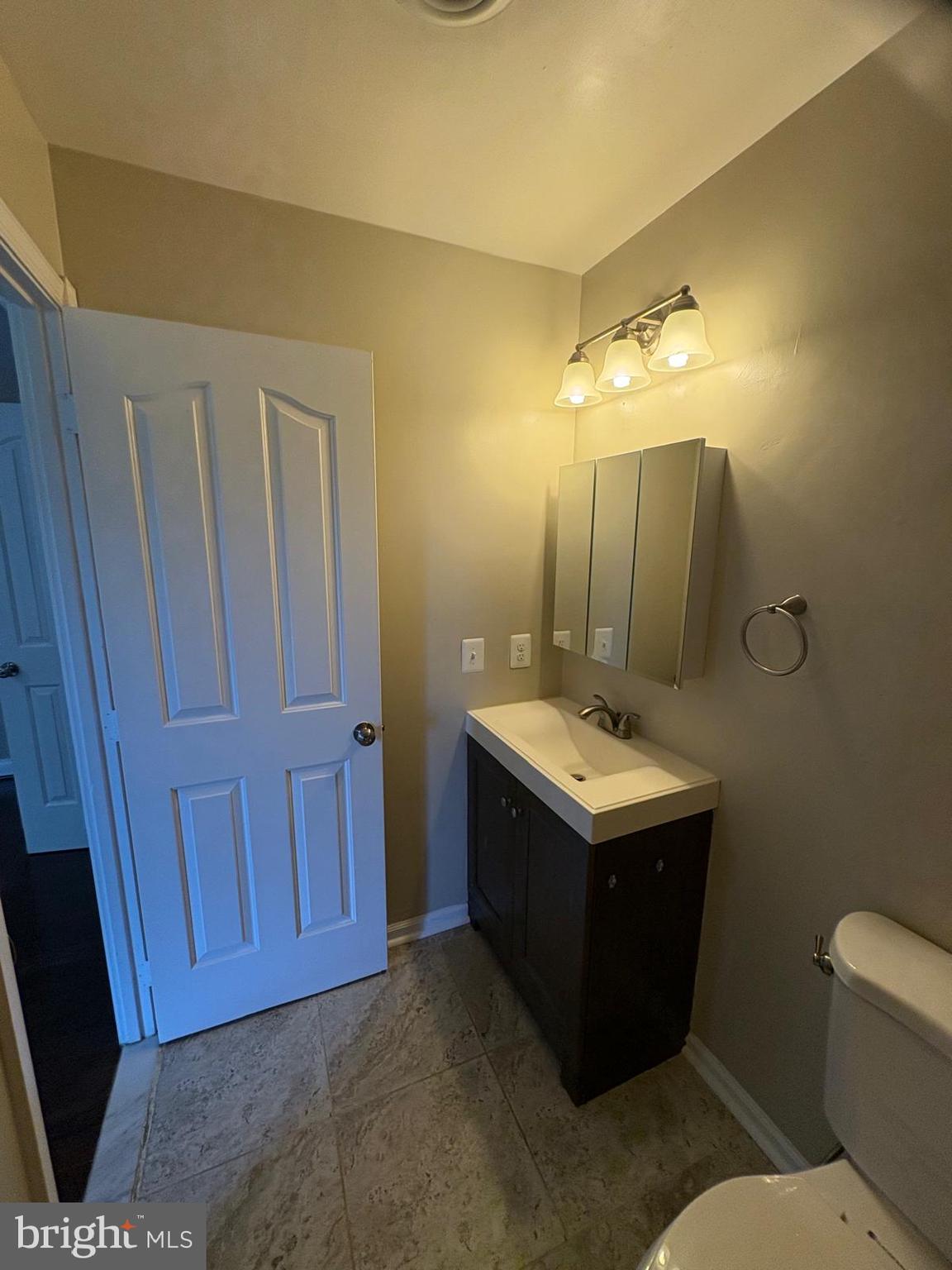 LAKEWOOD ESTATES - Residential