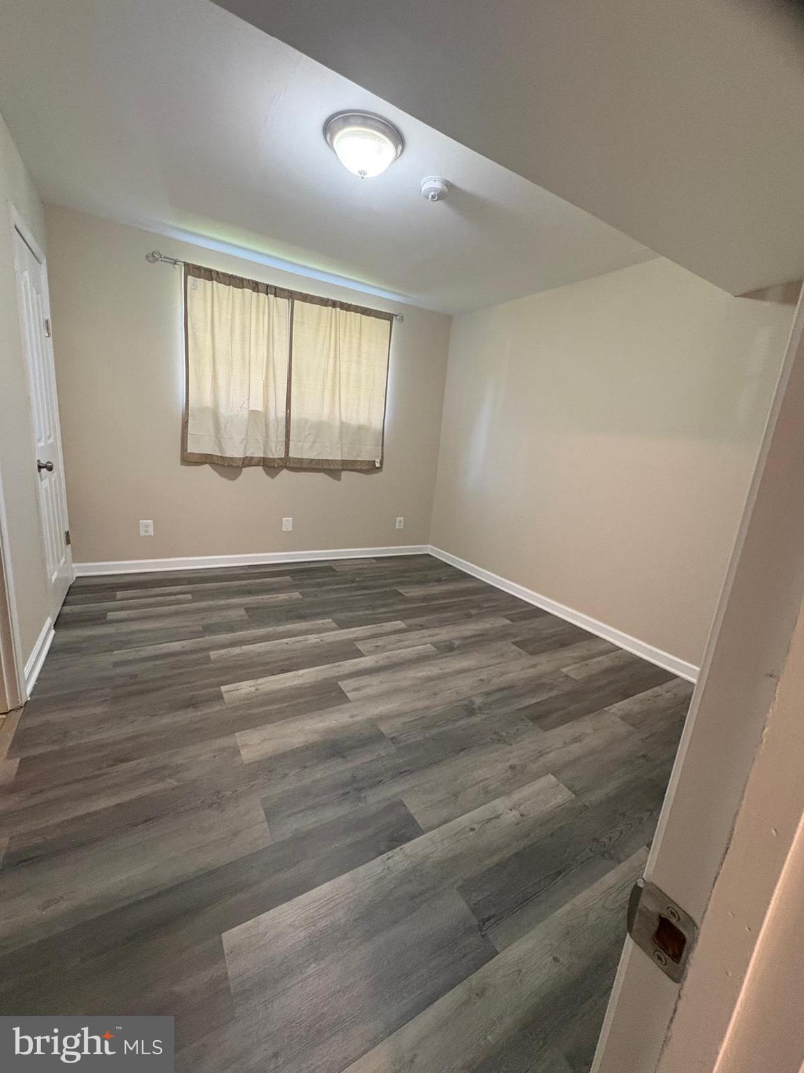 LAKEWOOD ESTATES - Residential
