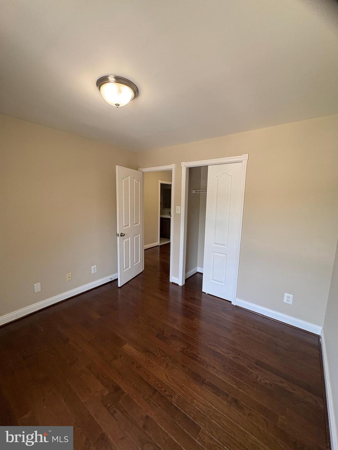 LAKEWOOD ESTATES - Residential