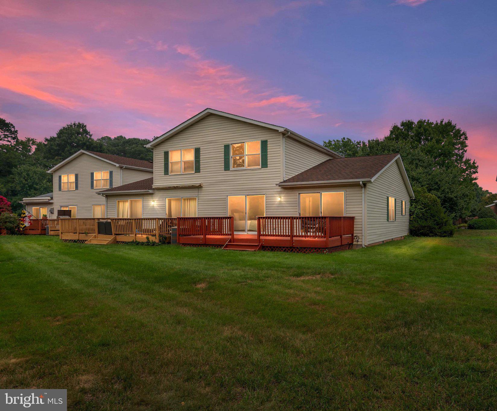 BRIDGE POINTE TOWNHOUSES - Residential