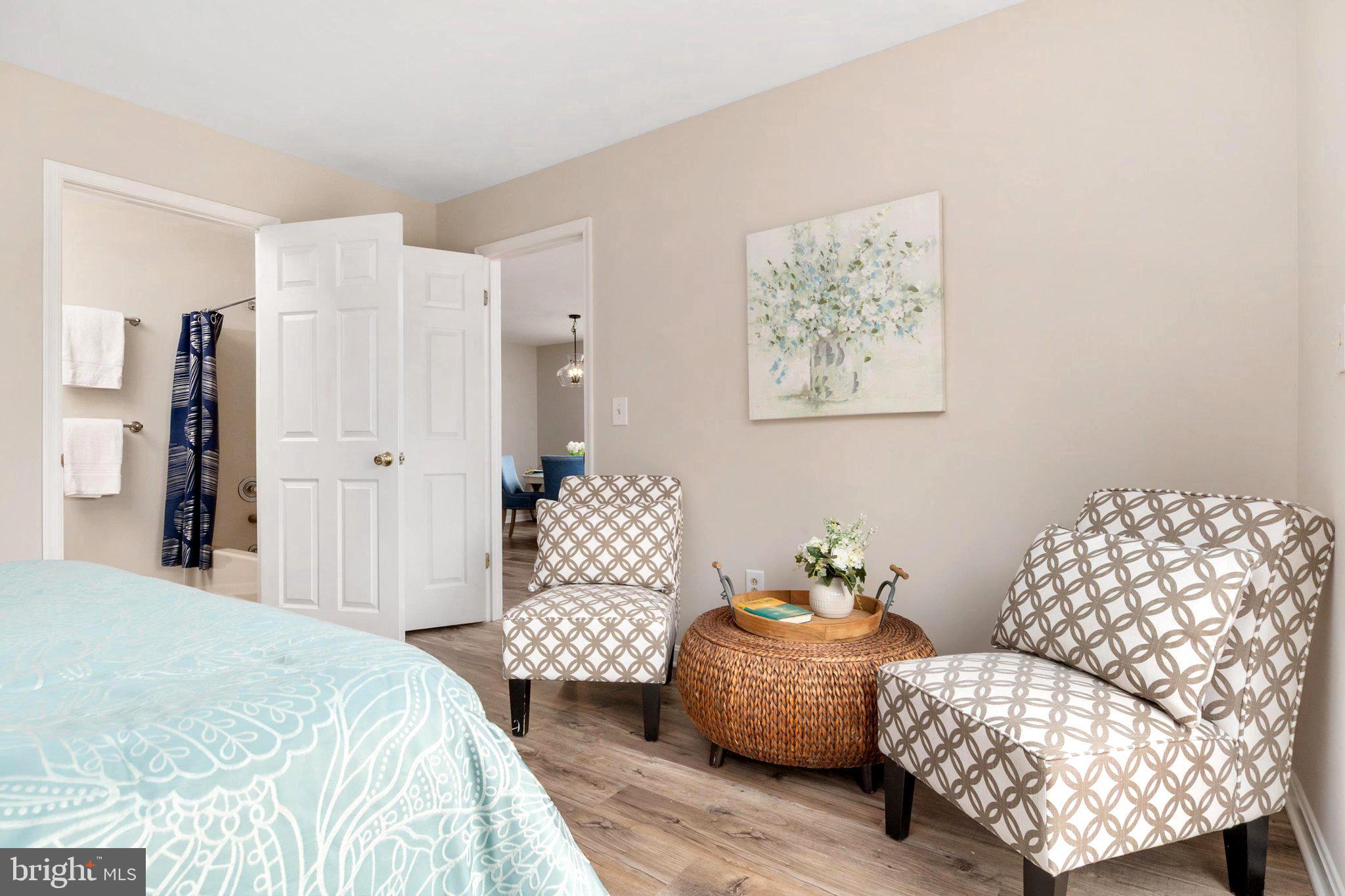 BRIDGE POINTE TOWNHOUSES - Residential