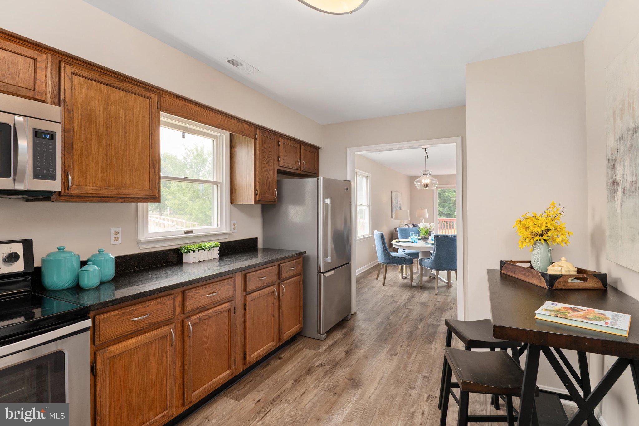 BRIDGE POINTE TOWNHOUSES - Residential