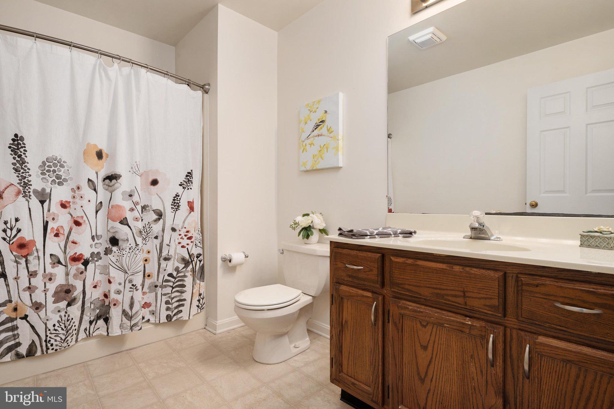 BRIDGE POINTE TOWNHOUSES - Residential