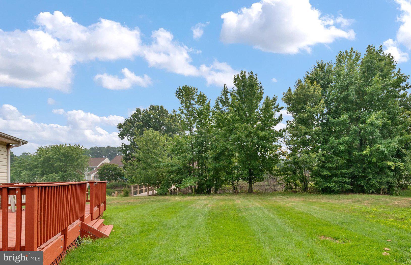 BRIDGE POINTE TOWNHOUSES - Residential