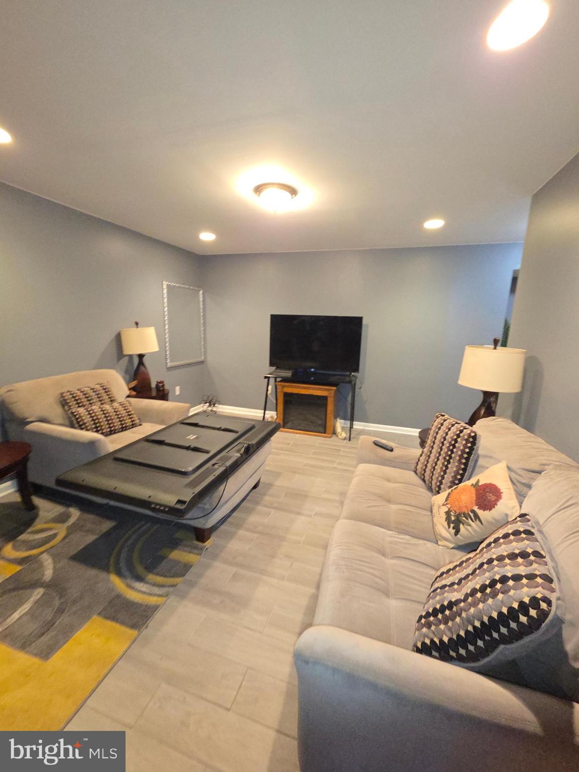 BRYANS ROAD - Residential