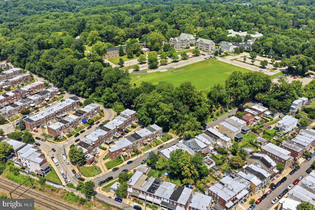 EAST FALLS - Residential