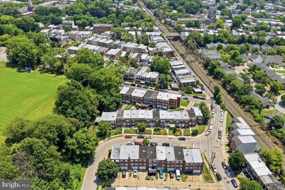 EAST FALLS - Residential