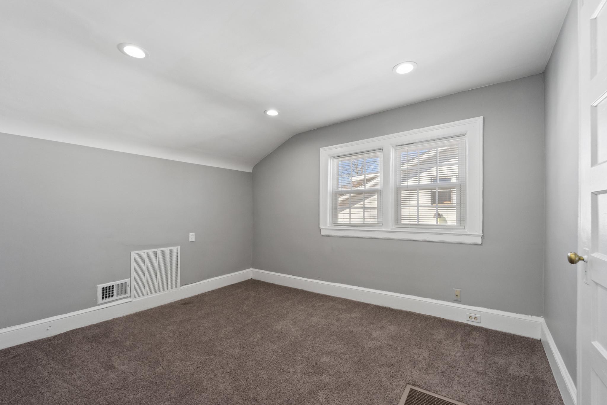 WINDSOR HILLS - Residential