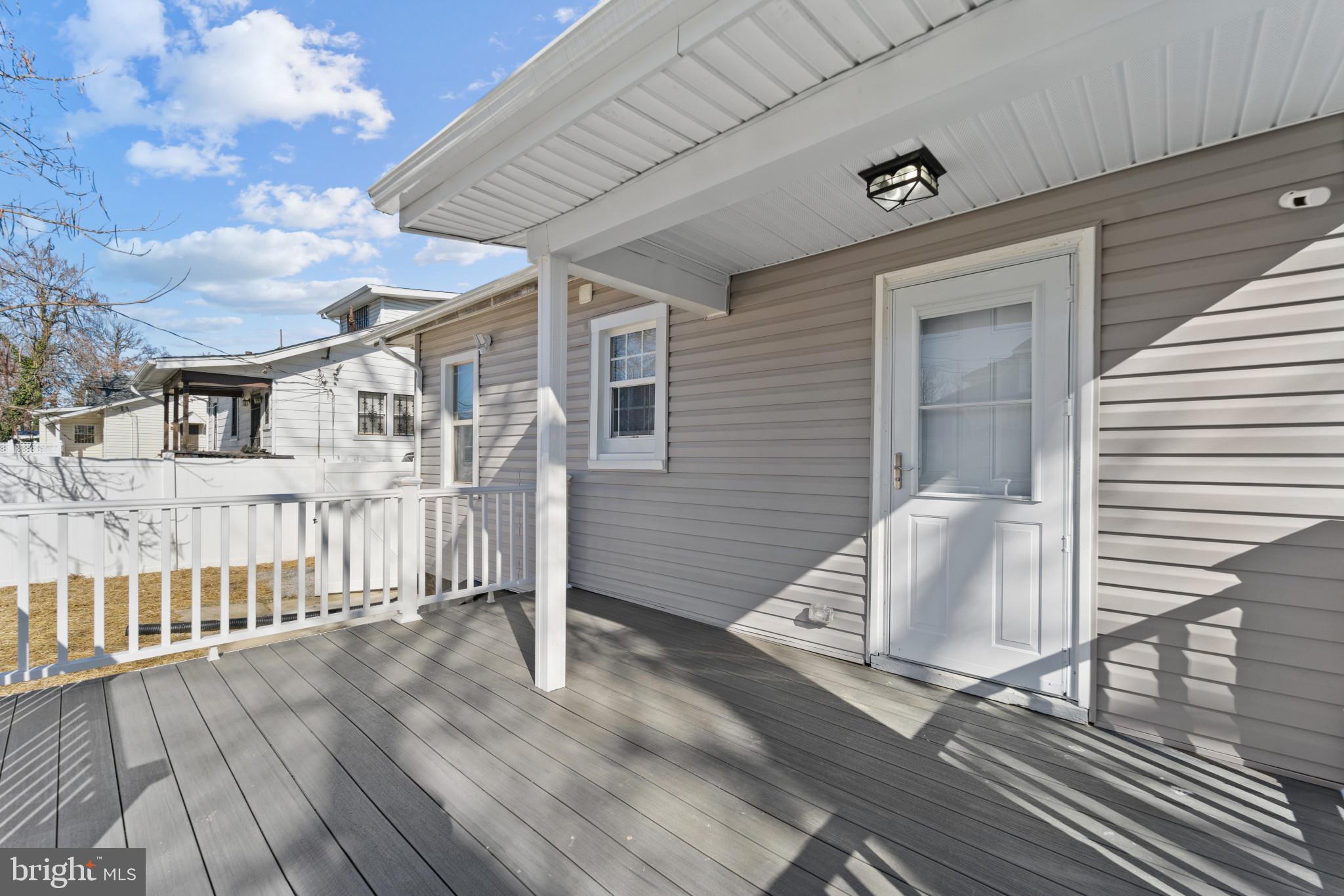 WINDSOR HILLS - Residential