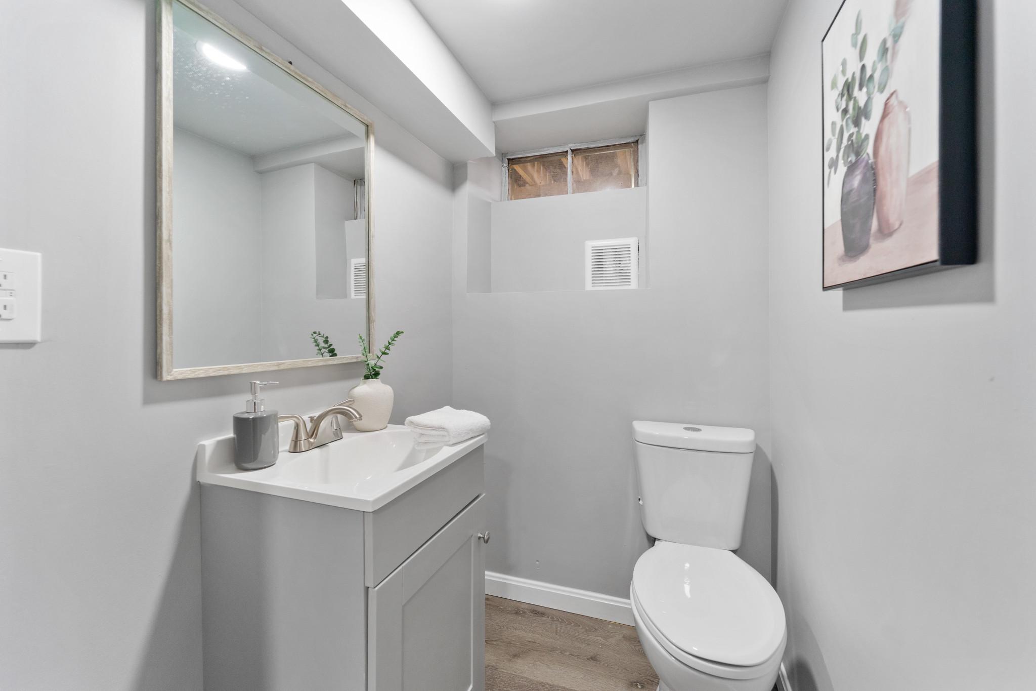 WINDSOR HILLS - Residential