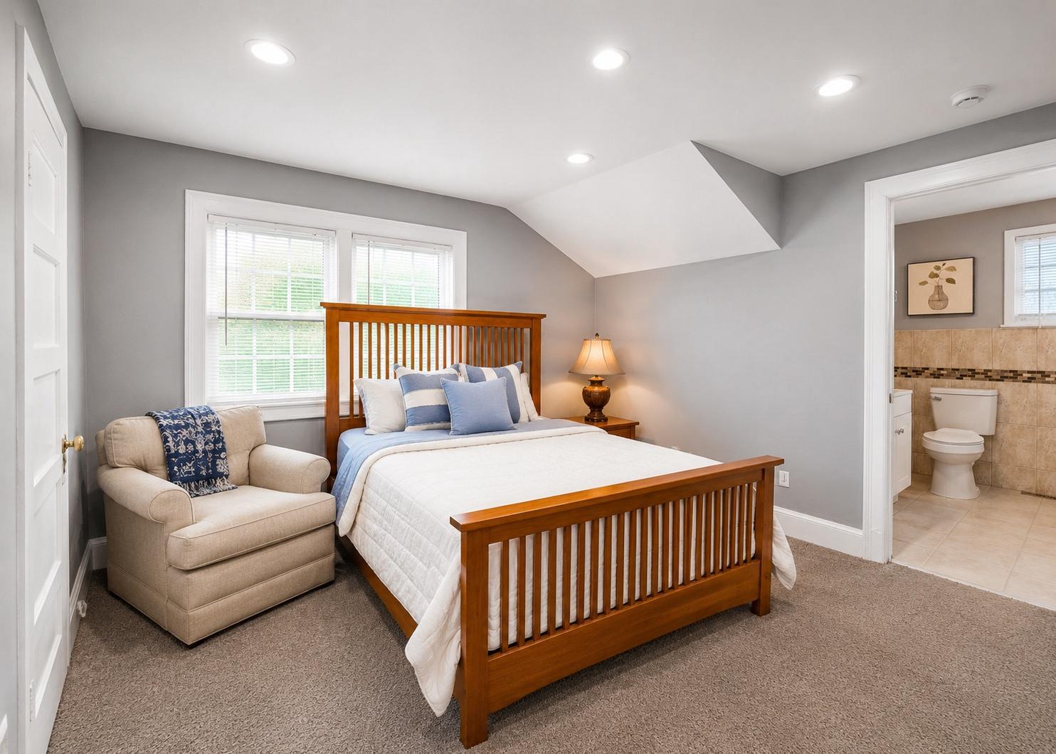 WINDSOR HILLS - Residential