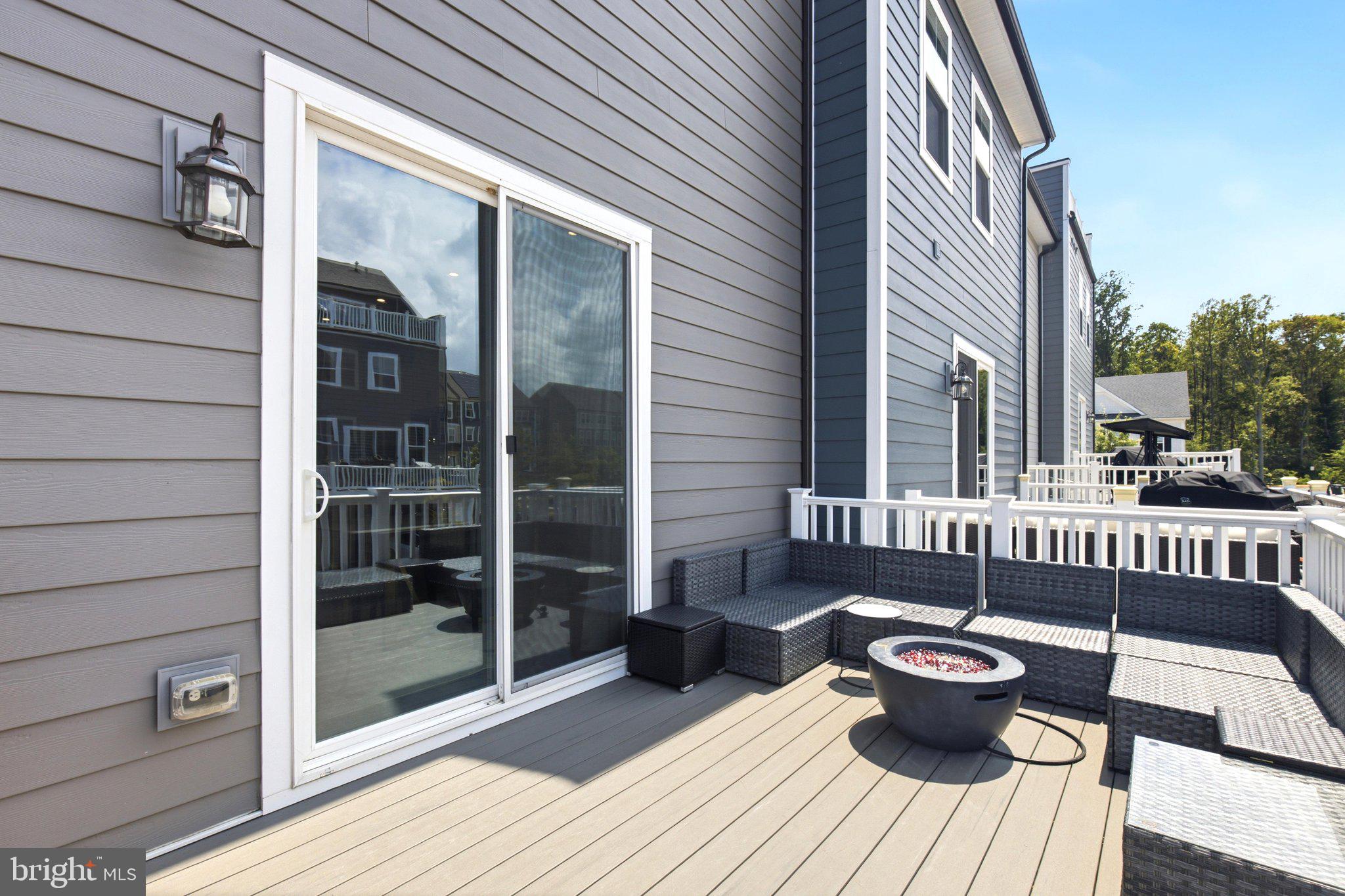 POTOMAC SHORES - Residential