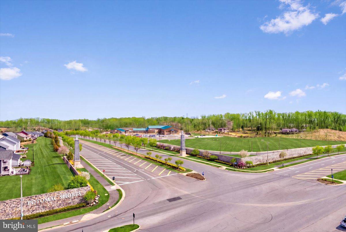 POTOMAC SHORES - Residential
