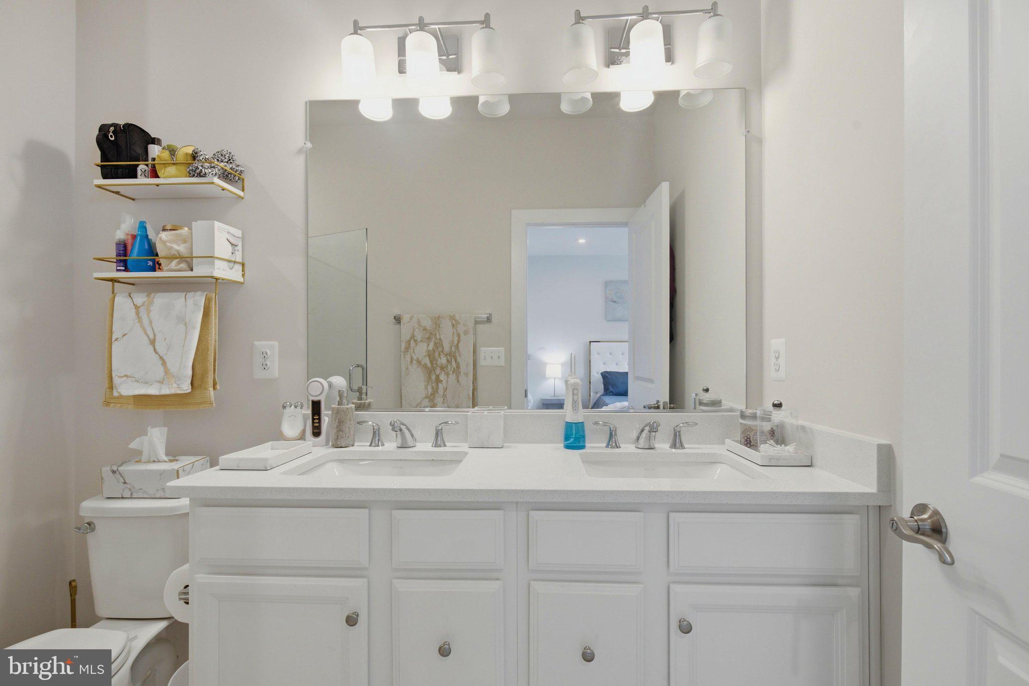 POTOMAC SHORES - Residential