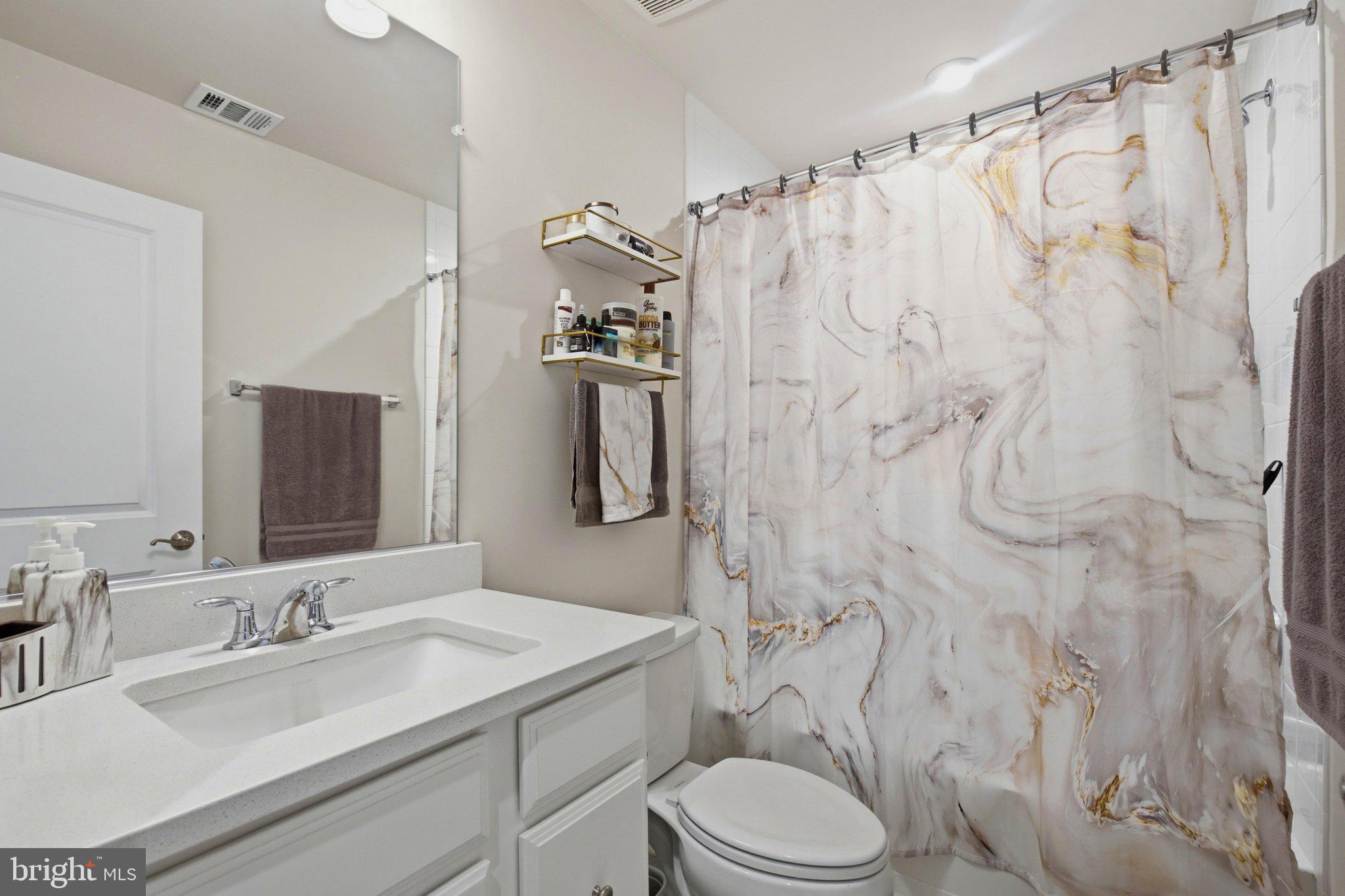 POTOMAC SHORES - Residential