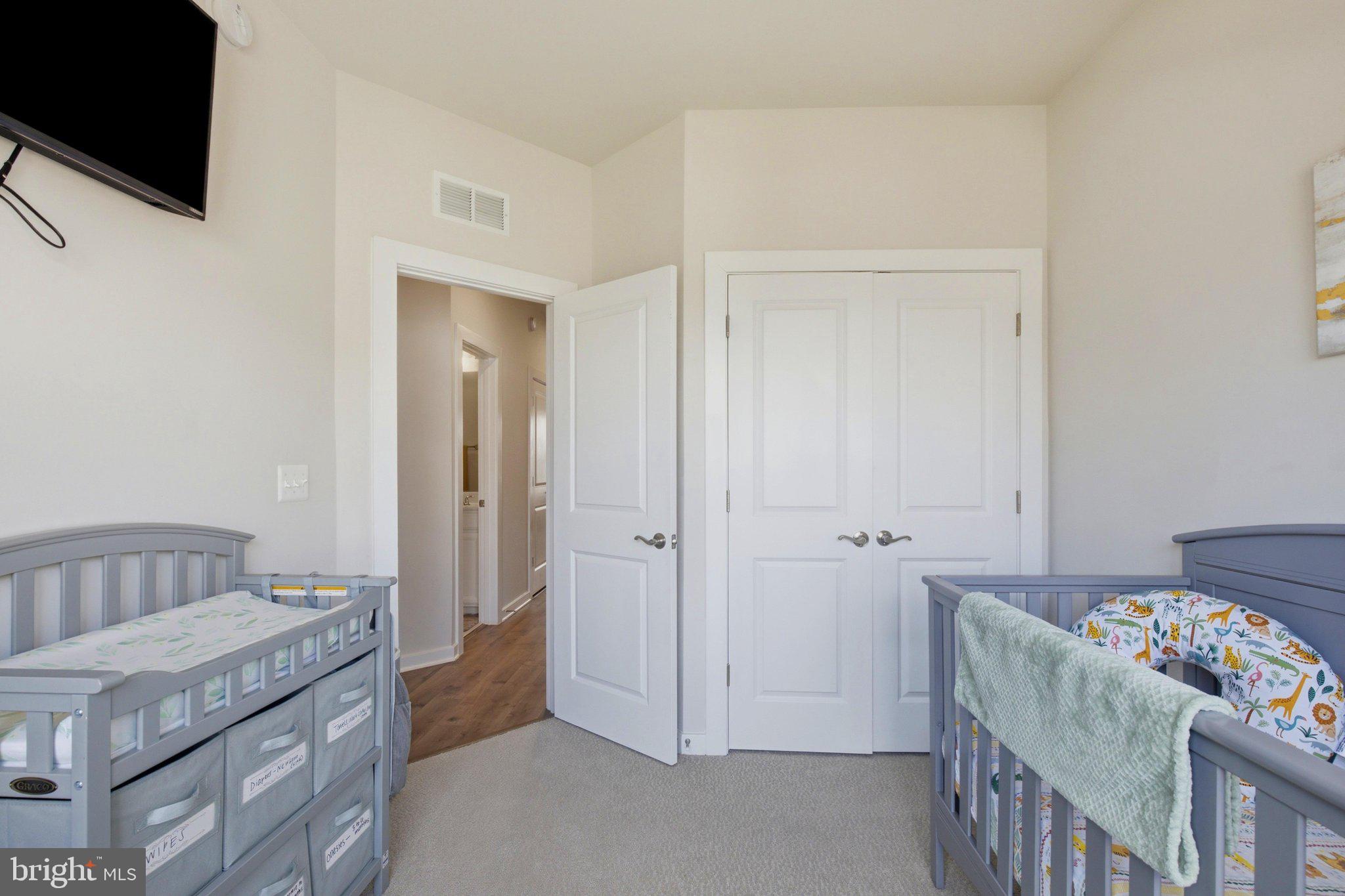 POTOMAC SHORES - Residential