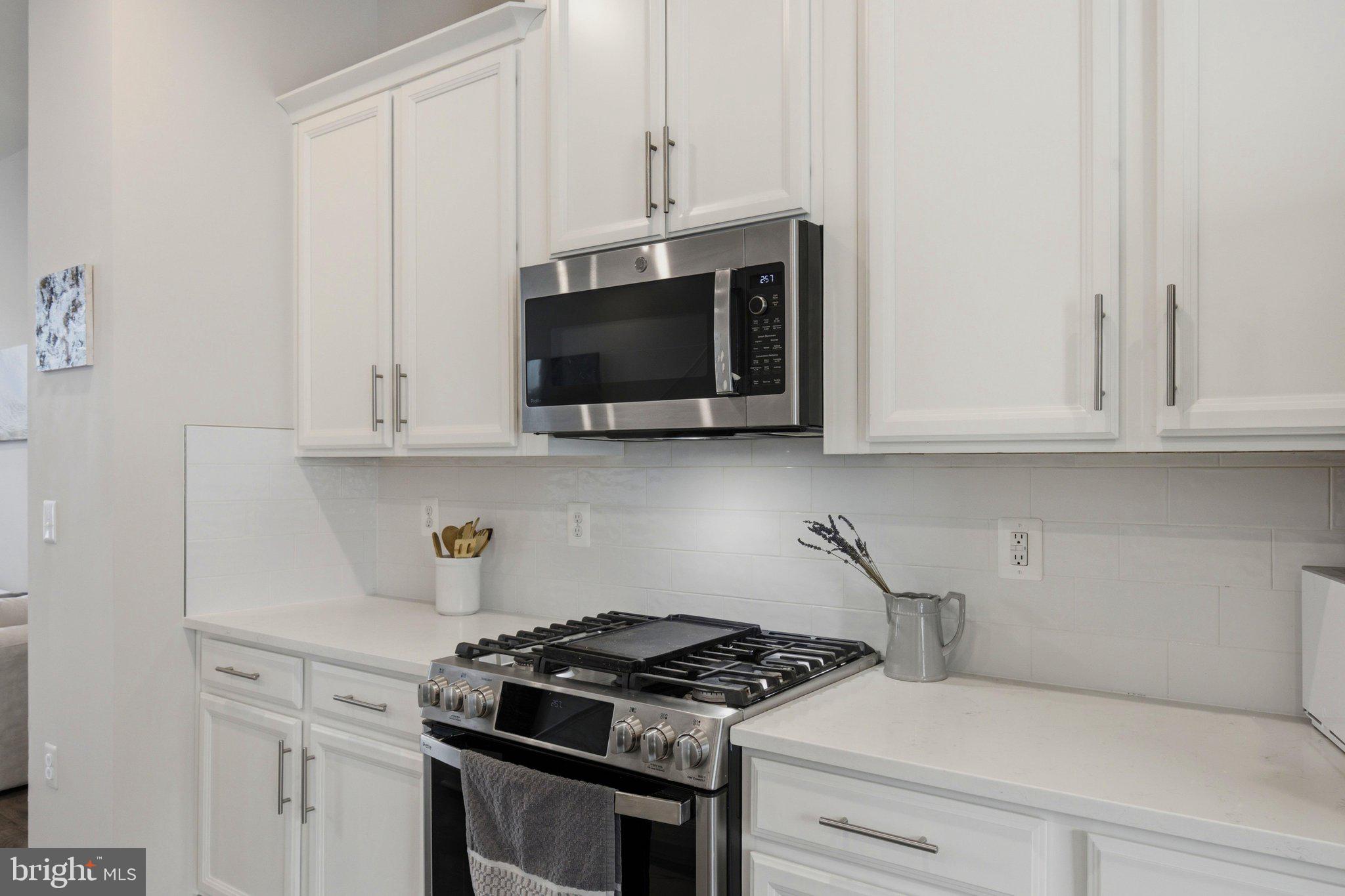 POTOMAC SHORES - Residential