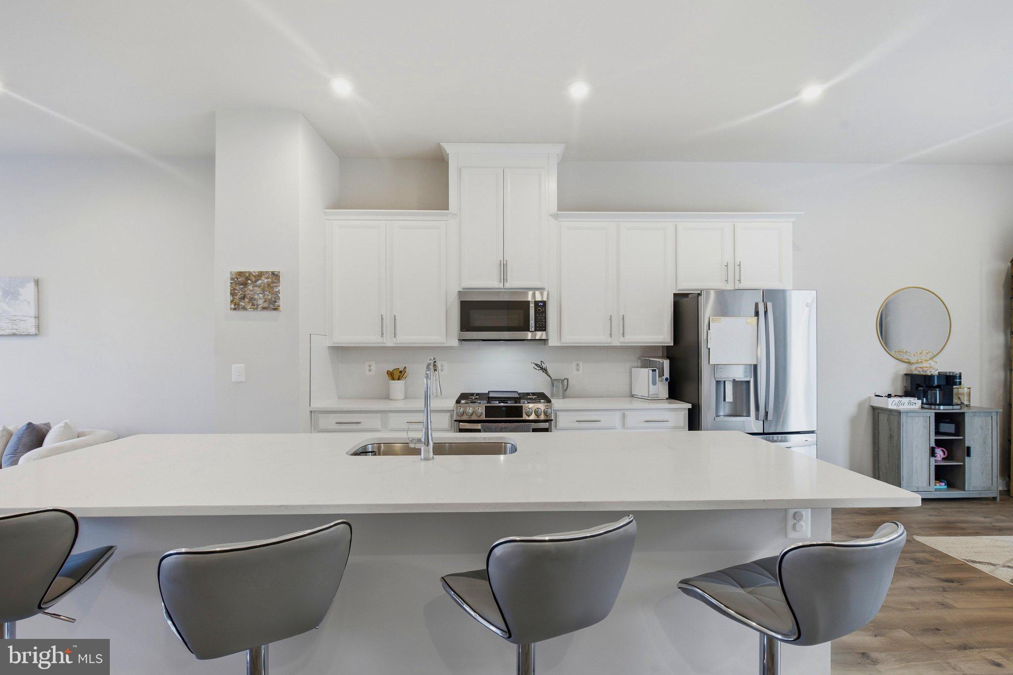 POTOMAC SHORES - Residential