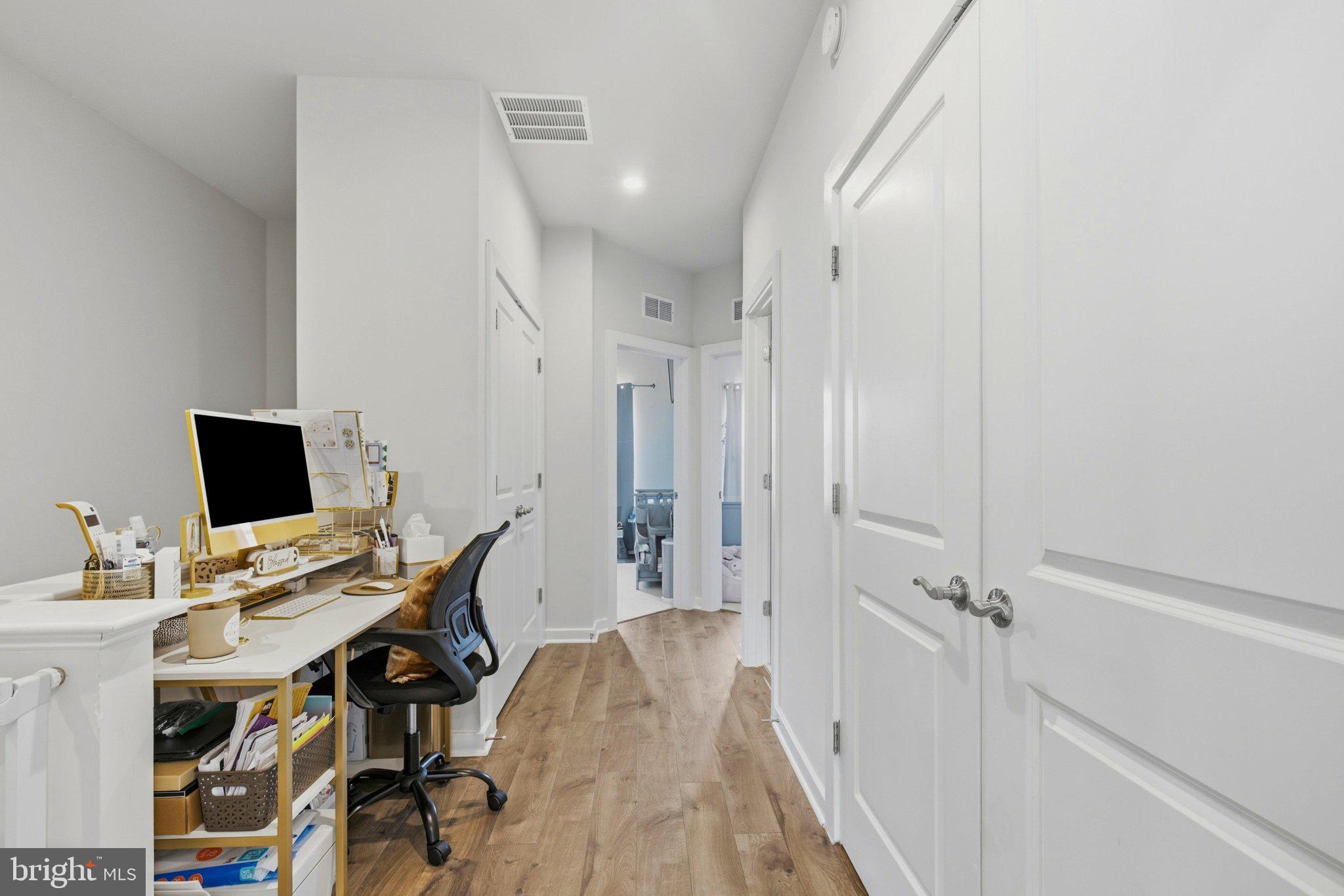 POTOMAC SHORES - Residential