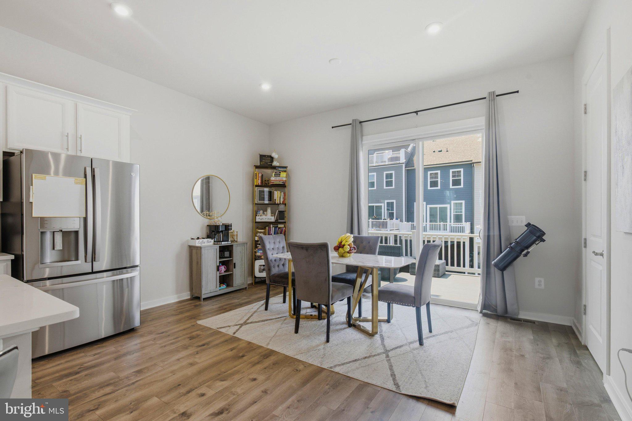 POTOMAC SHORES - Residential