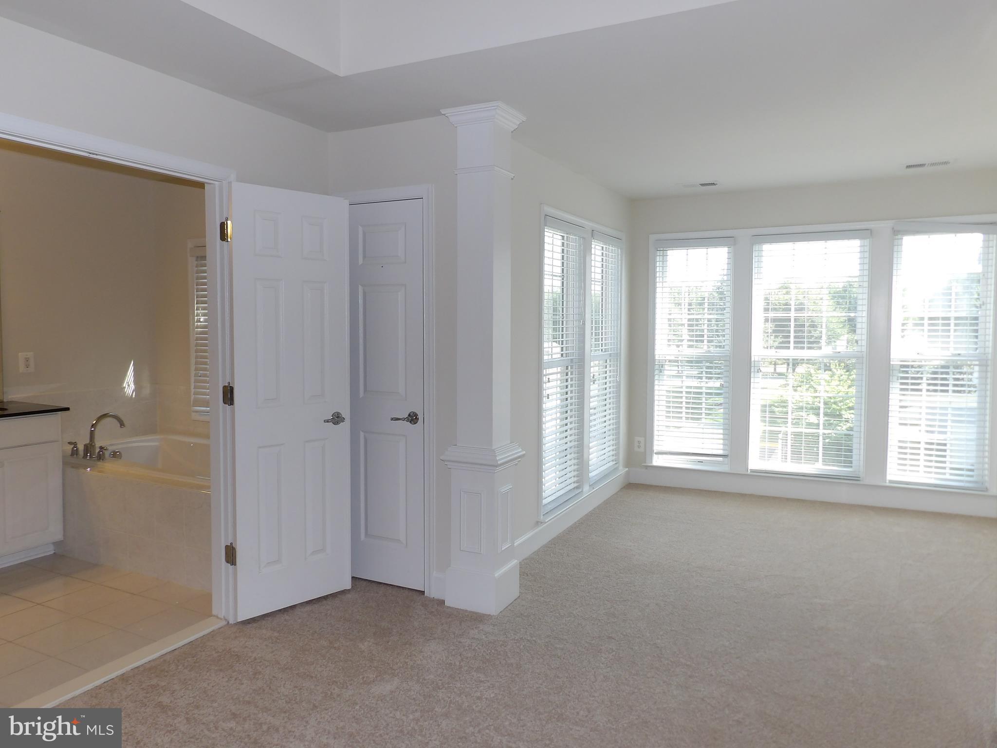 OAKLAWN - Residential Lease