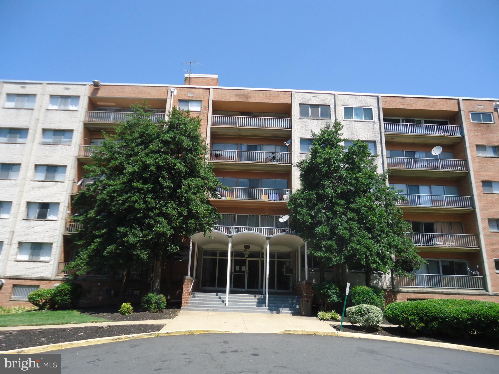 THE SEASONS - Residential Lease