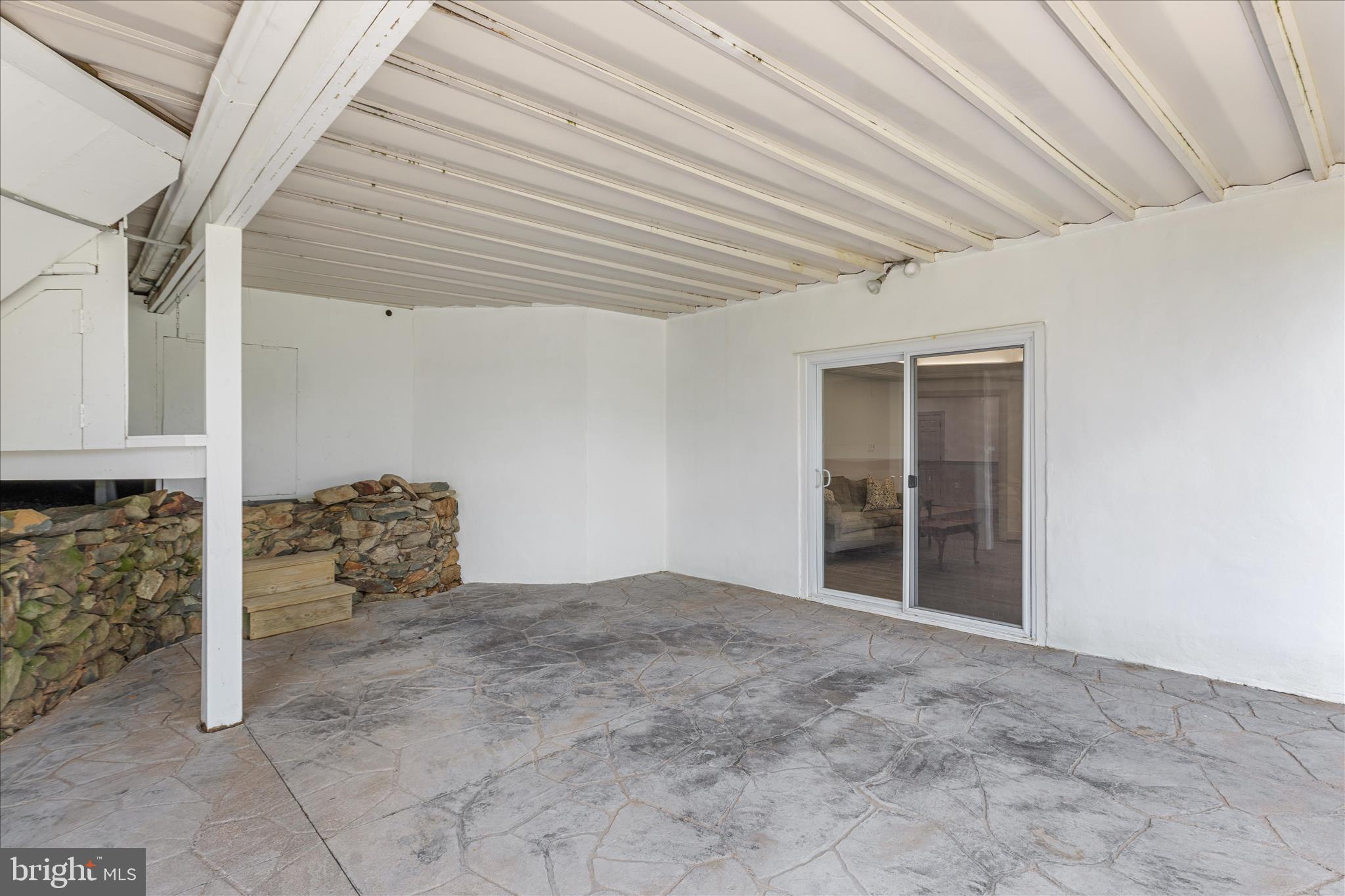 STONELEIGH - Residential