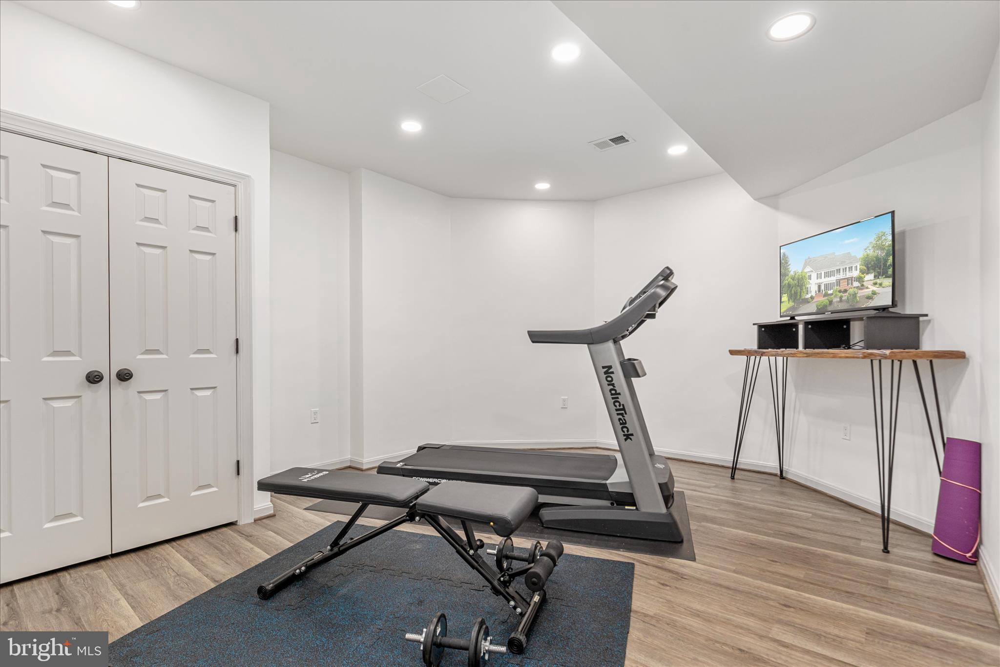 STONELEIGH - Residential