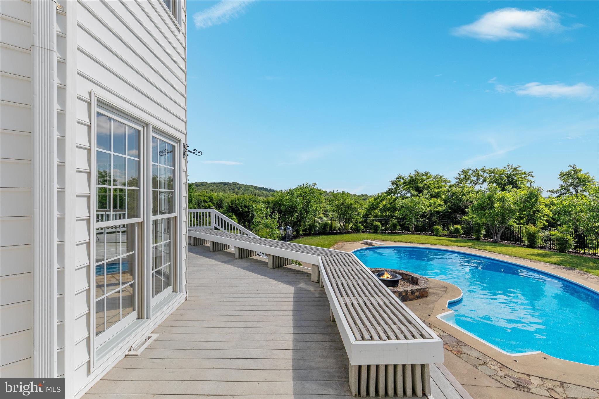 STONELEIGH - Residential