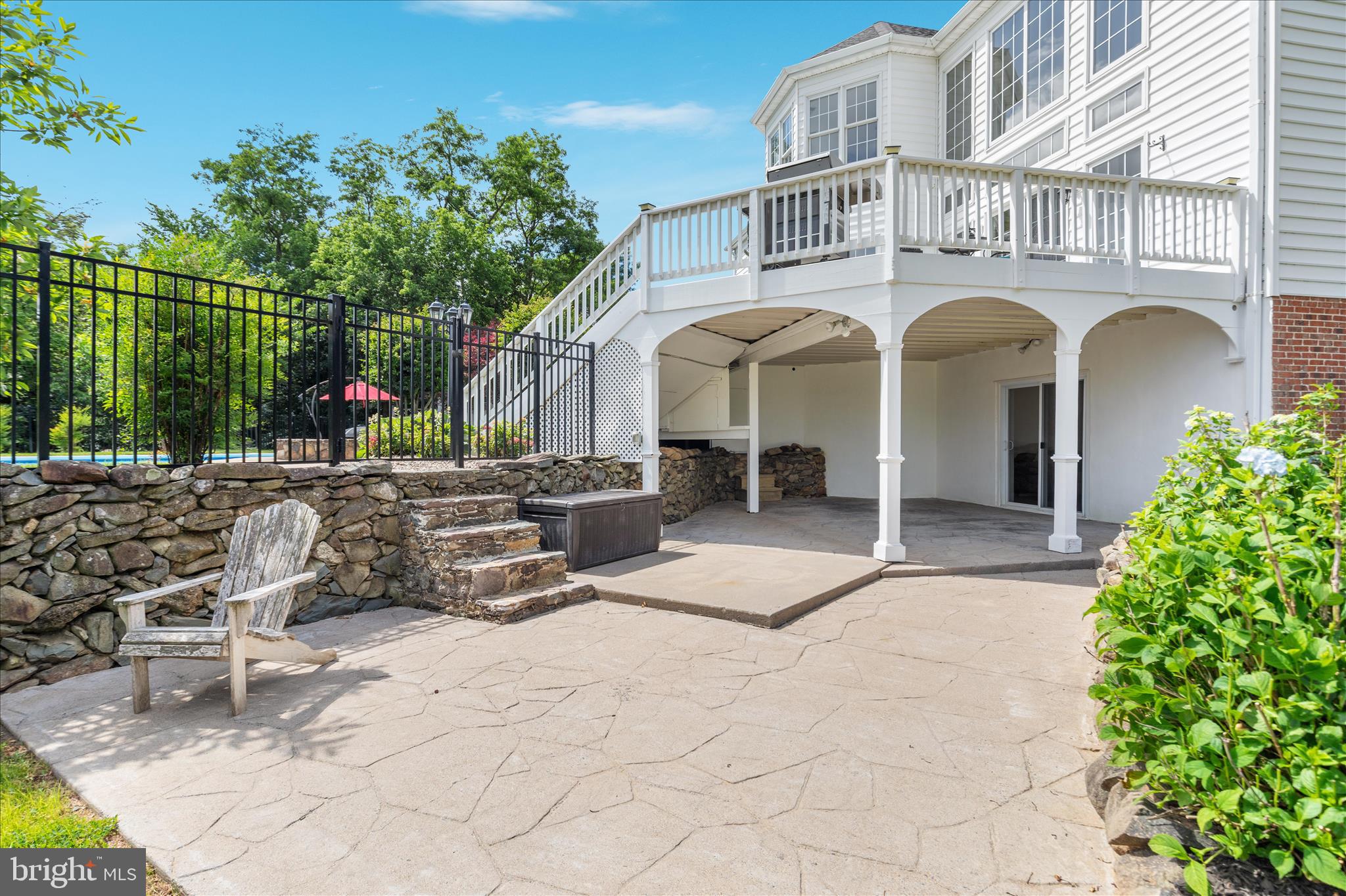 STONELEIGH - Residential