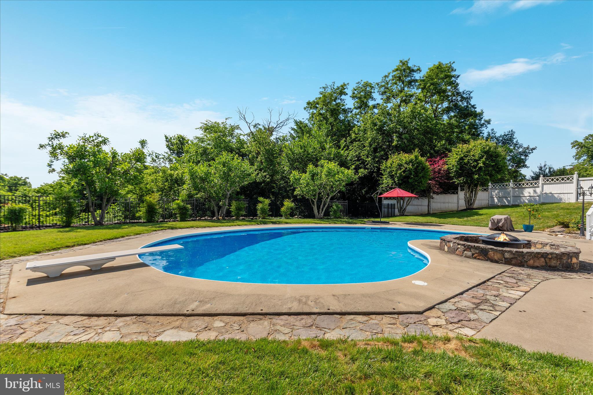 STONELEIGH - Residential